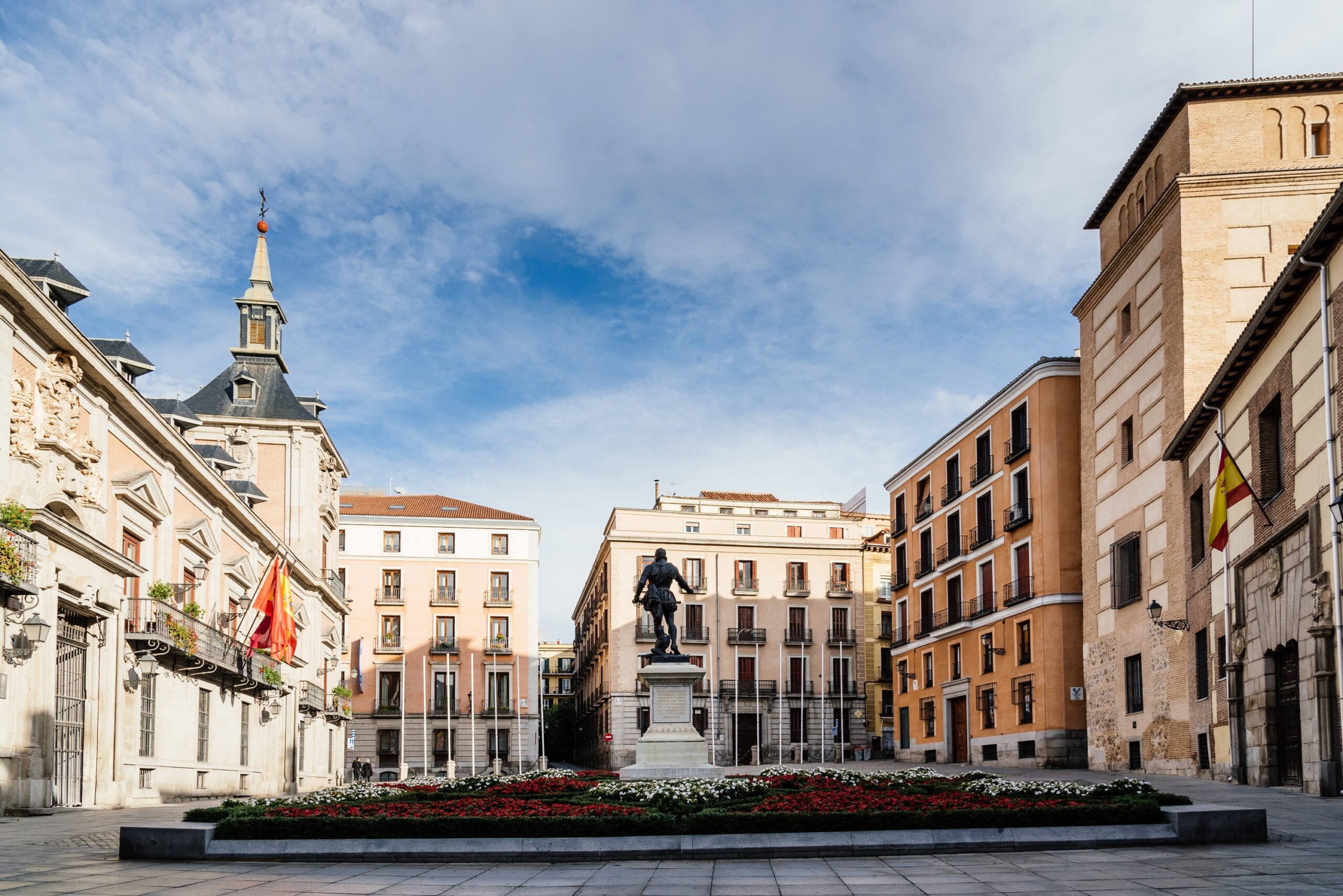 Nuevas zonas tensionadas en 2025: qué cambia si alquilas en San Sebastián, A Coruña o Navarra